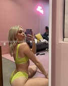 Анкета проститутки Риана - метро Мещанский, возраст - 23